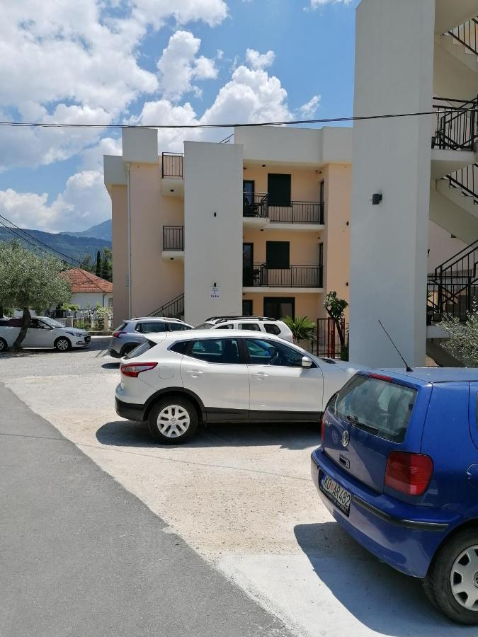 Olea Apartment Tivat Exterior foto