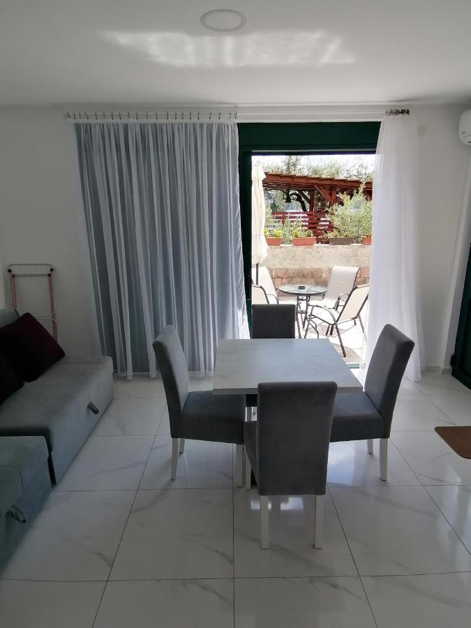 Olea Apartment Tivat Exterior foto