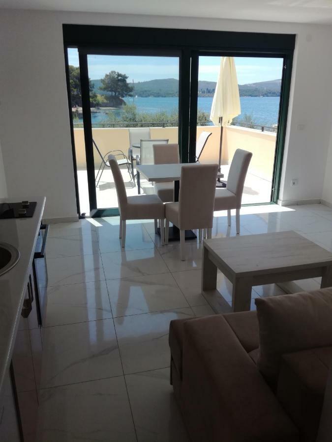 Olea Apartment Tivat Exterior foto