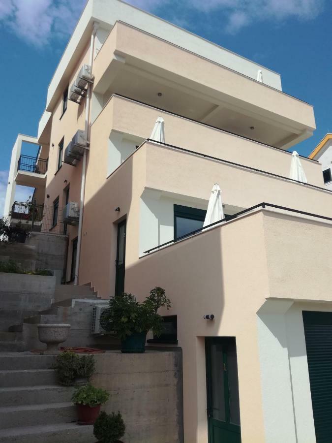 Olea Apartment Tivat Exterior foto